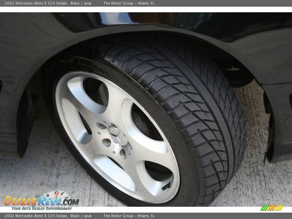 2002 Mercedes-Benz E 320 Sedan Black / Java Photo #31