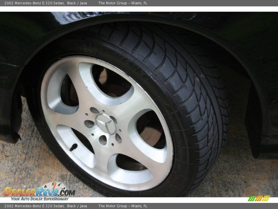 2002 Mercedes-Benz E 320 Sedan Black / Java Photo #32