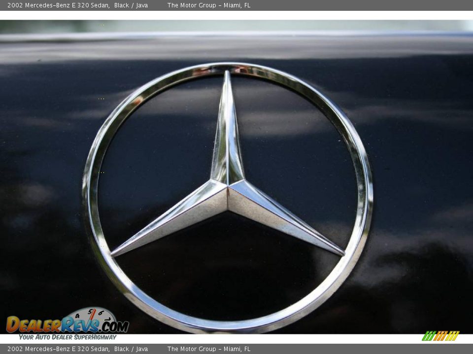 2002 Mercedes-Benz E 320 Sedan Black / Java Photo #36