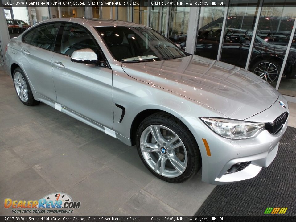 Front 3/4 View of 2017 BMW 4 Series 440i xDrive Gran Coupe Photo #1