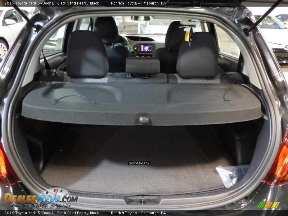 2016 Toyota Yaris 5-Door L Black Sand Pearl / Black Photo #5