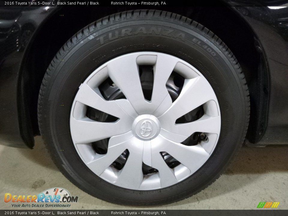 2016 Toyota Yaris 5-Door L Black Sand Pearl / Black Photo #6