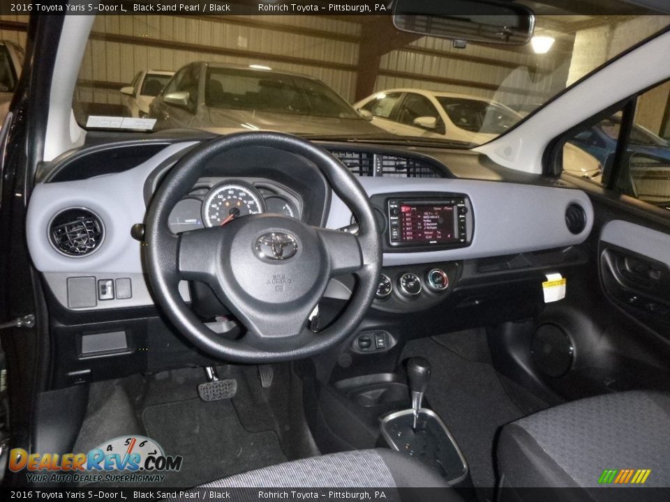2016 Toyota Yaris 5-Door L Black Sand Pearl / Black Photo #9