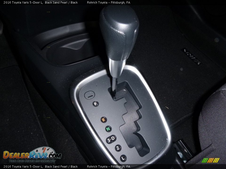 2016 Toyota Yaris 5-Door L Black Sand Pearl / Black Photo #12