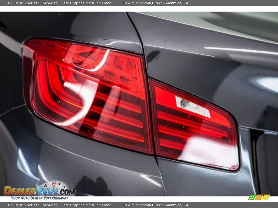 2016 BMW 5 Series 535i Sedan Dark Graphite Metallic / Black Photo #24