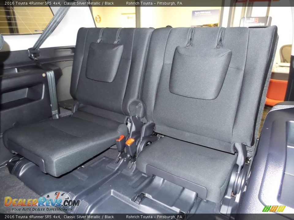 2016 Toyota 4Runner SR5 4x4 Classic Silver Metallic / Black Photo #8