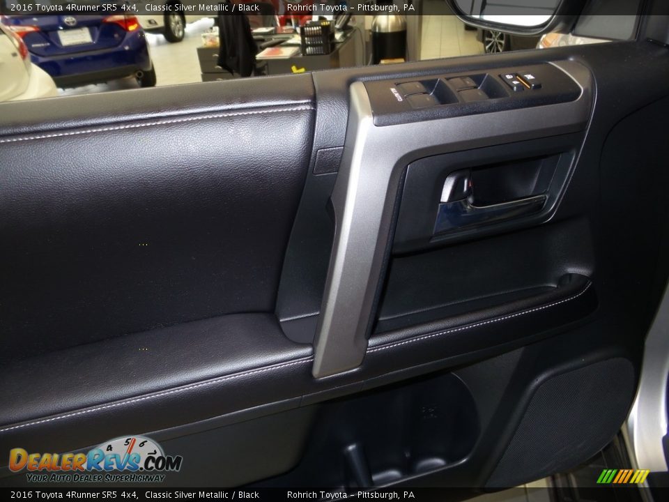 2016 Toyota 4Runner SR5 4x4 Classic Silver Metallic / Black Photo #12