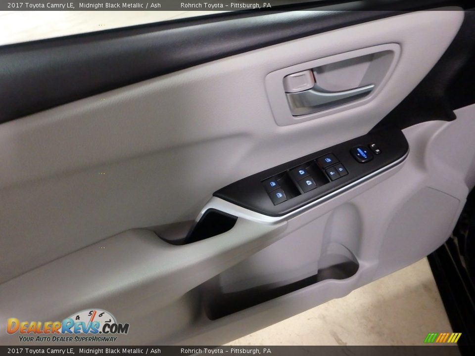 2017 Toyota Camry LE Midnight Black Metallic / Ash Photo #11