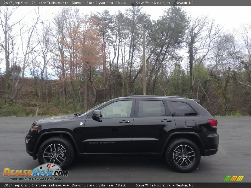 2017 Jeep Grand Cherokee Trailhawk 4x4 Diamond Black Crystal Pearl / Black Photo #1
