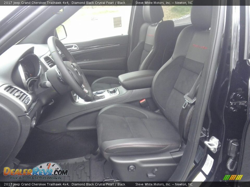2017 Jeep Grand Cherokee Trailhawk 4x4 Diamond Black Crystal Pearl / Black Photo #10
