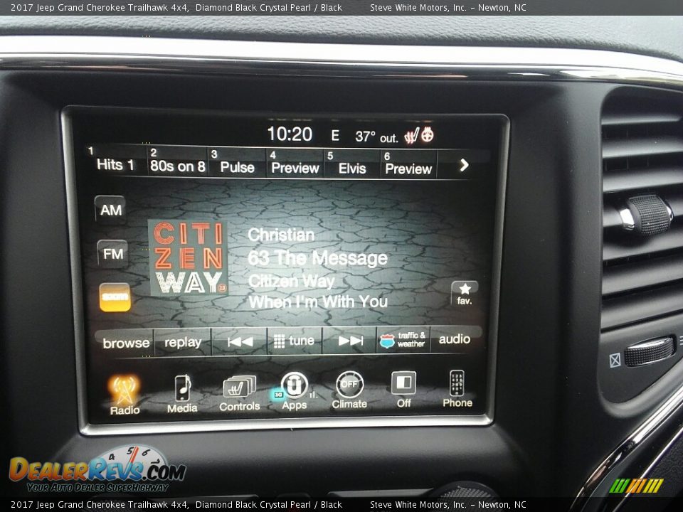2017 Jeep Grand Cherokee Trailhawk 4x4 Diamond Black Crystal Pearl / Black Photo #17
