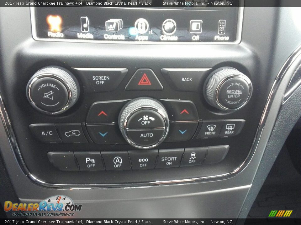2017 Jeep Grand Cherokee Trailhawk 4x4 Diamond Black Crystal Pearl / Black Photo #20