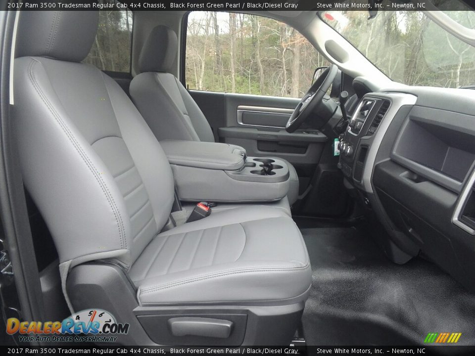 2017 Ram 3500 Tradesman Regular Cab 4x4 Chassis Black Forest Green Pearl / Black/Diesel Gray Photo #11