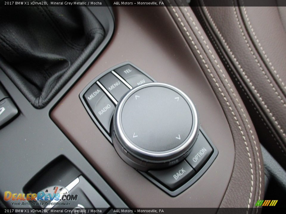 Controls of 2017 BMW X1 xDrive28i Photo #18