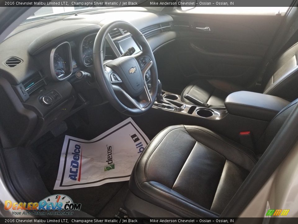 2016 Chevrolet Malibu Limited LTZ Champagne Silver Metallic / Jet Black Photo #9