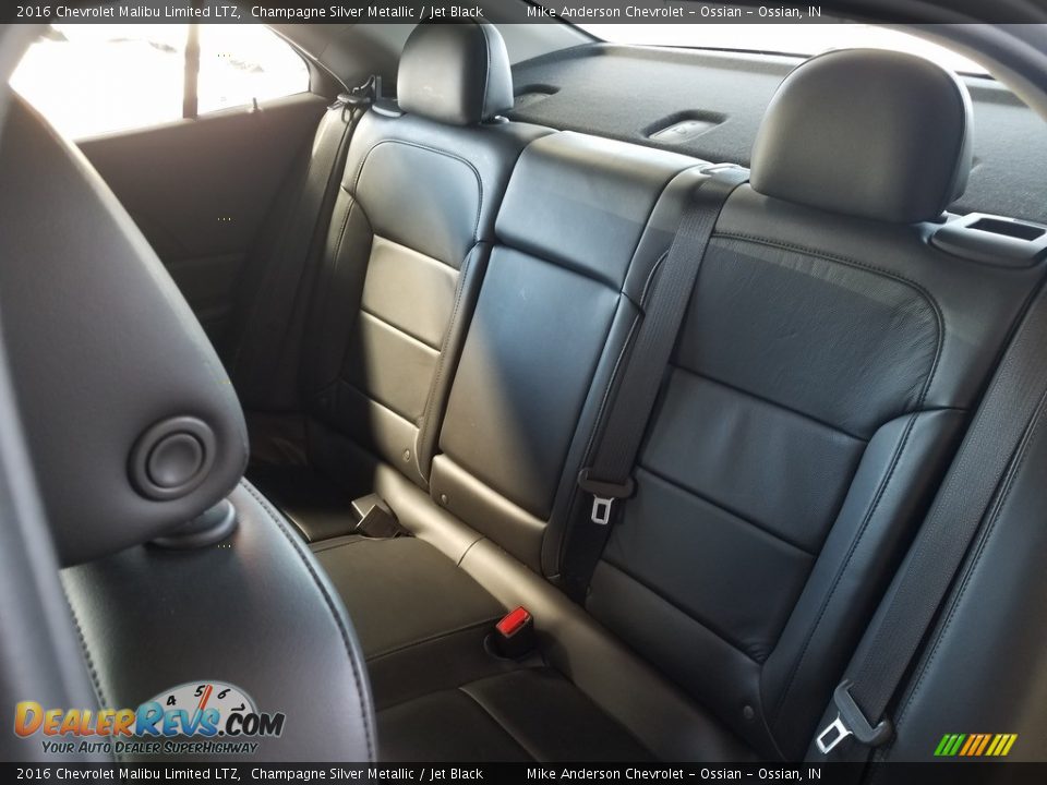 2016 Chevrolet Malibu Limited LTZ Champagne Silver Metallic / Jet Black Photo #21