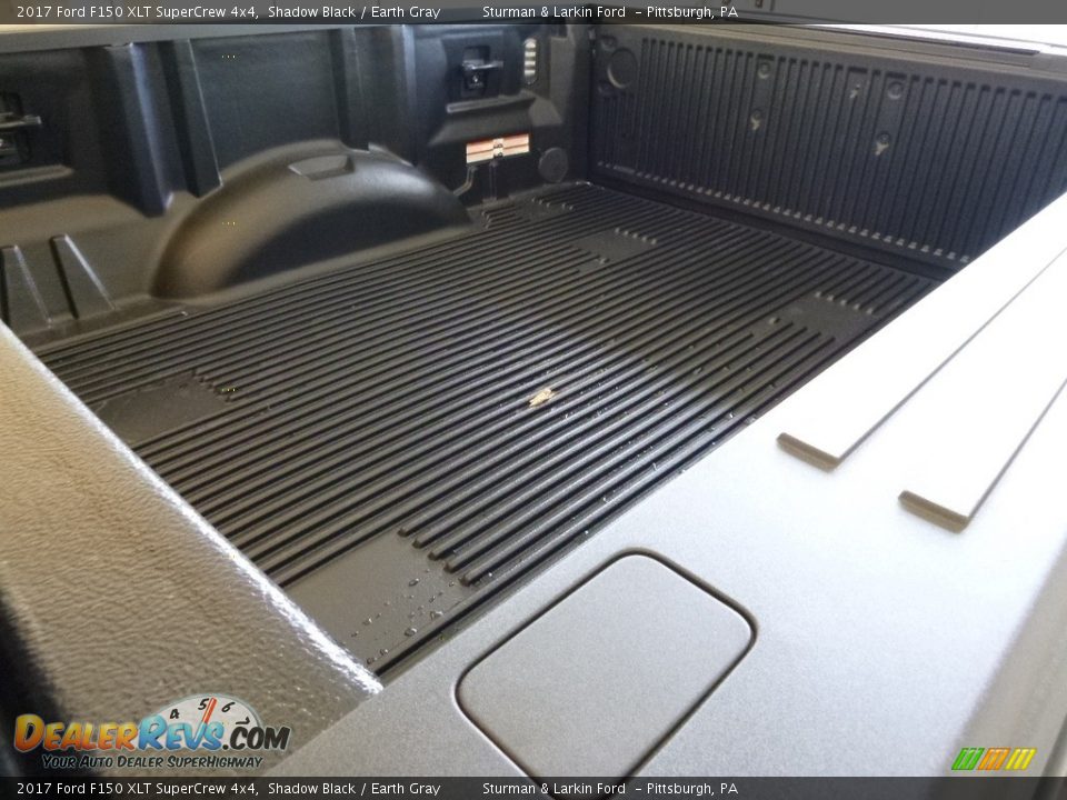 2017 Ford F150 XLT SuperCrew 4x4 Shadow Black / Earth Gray Photo #8