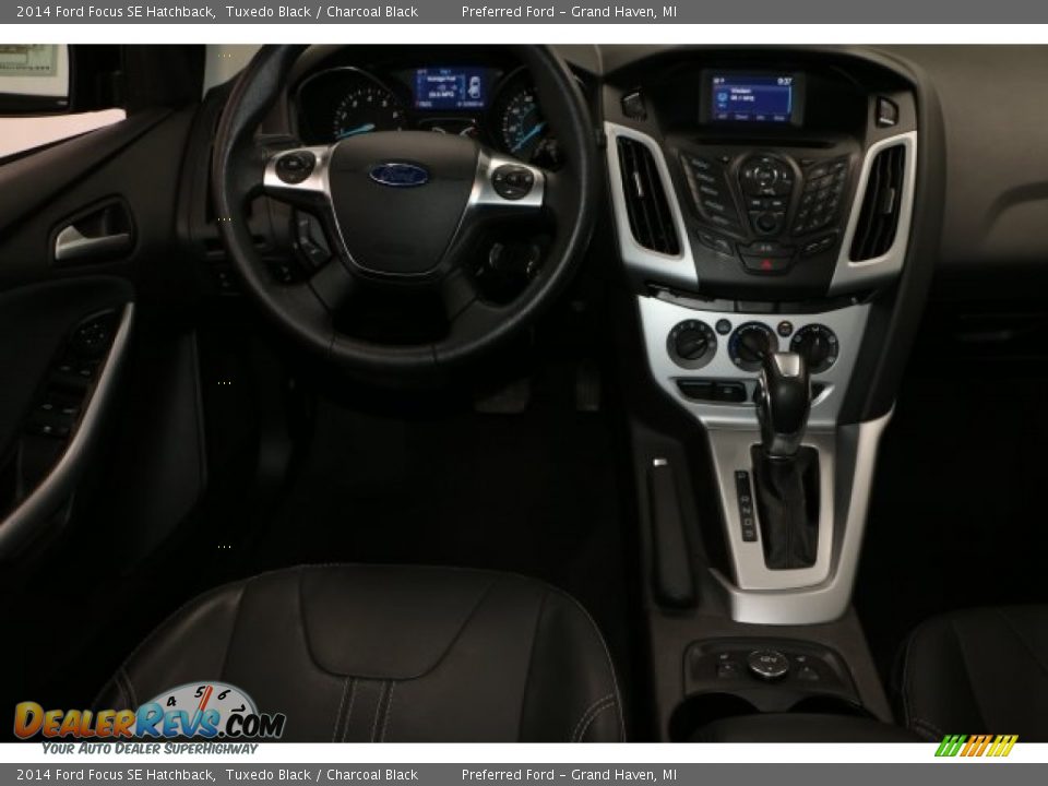 2014 Ford Focus SE Hatchback Tuxedo Black / Charcoal Black Photo #4