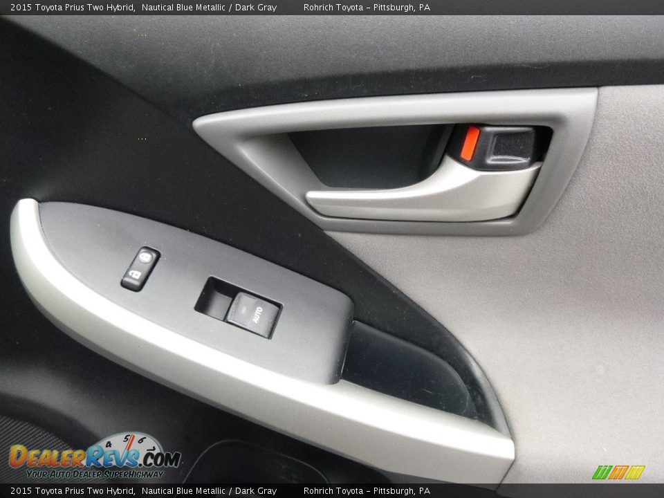 2015 Toyota Prius Two Hybrid Nautical Blue Metallic / Dark Gray Photo #11