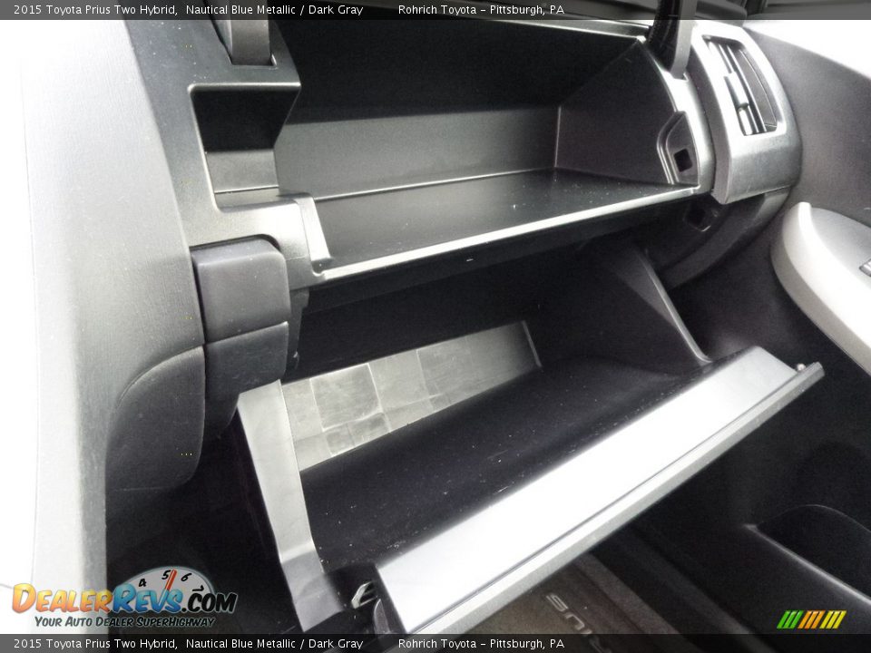 2015 Toyota Prius Two Hybrid Nautical Blue Metallic / Dark Gray Photo #25