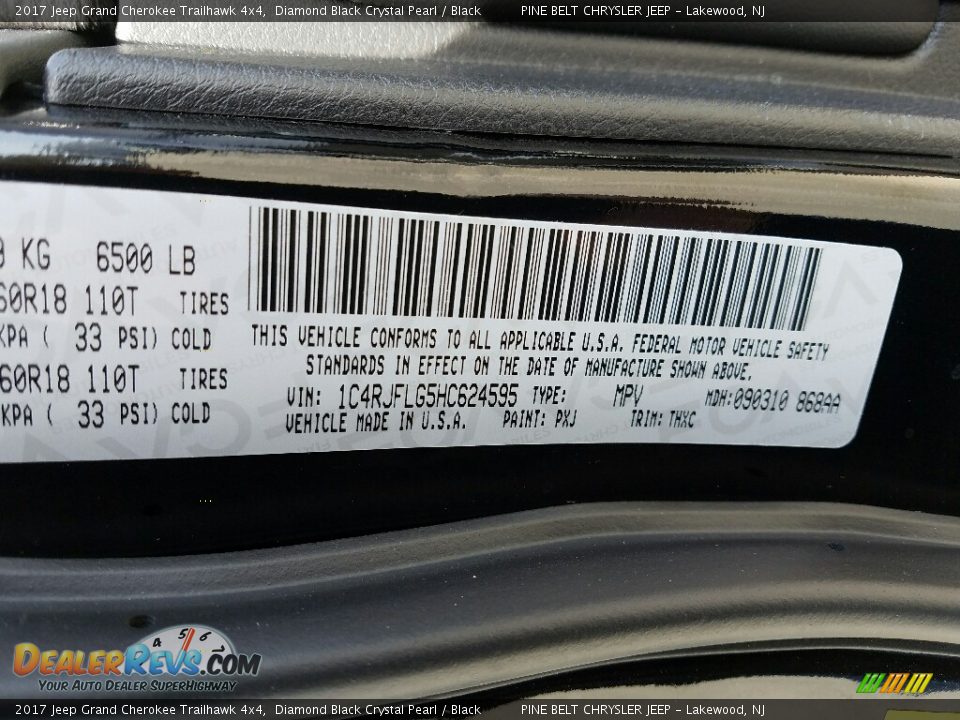 2017 Jeep Grand Cherokee Trailhawk 4x4 Diamond Black Crystal Pearl / Black Photo #7