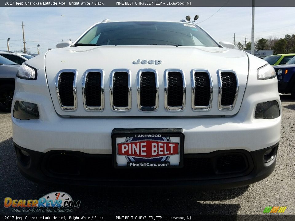 2017 Jeep Cherokee Latitude 4x4 Bright White / Black Photo #2