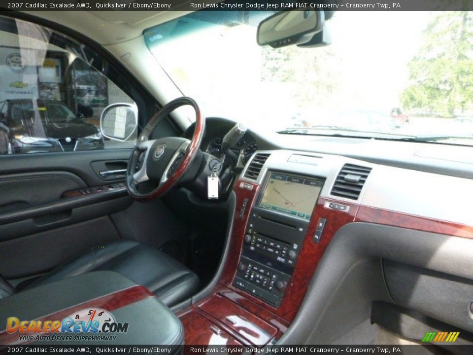 2007 Cadillac Escalade AWD Quicksilver / Ebony/Ebony Photo #12