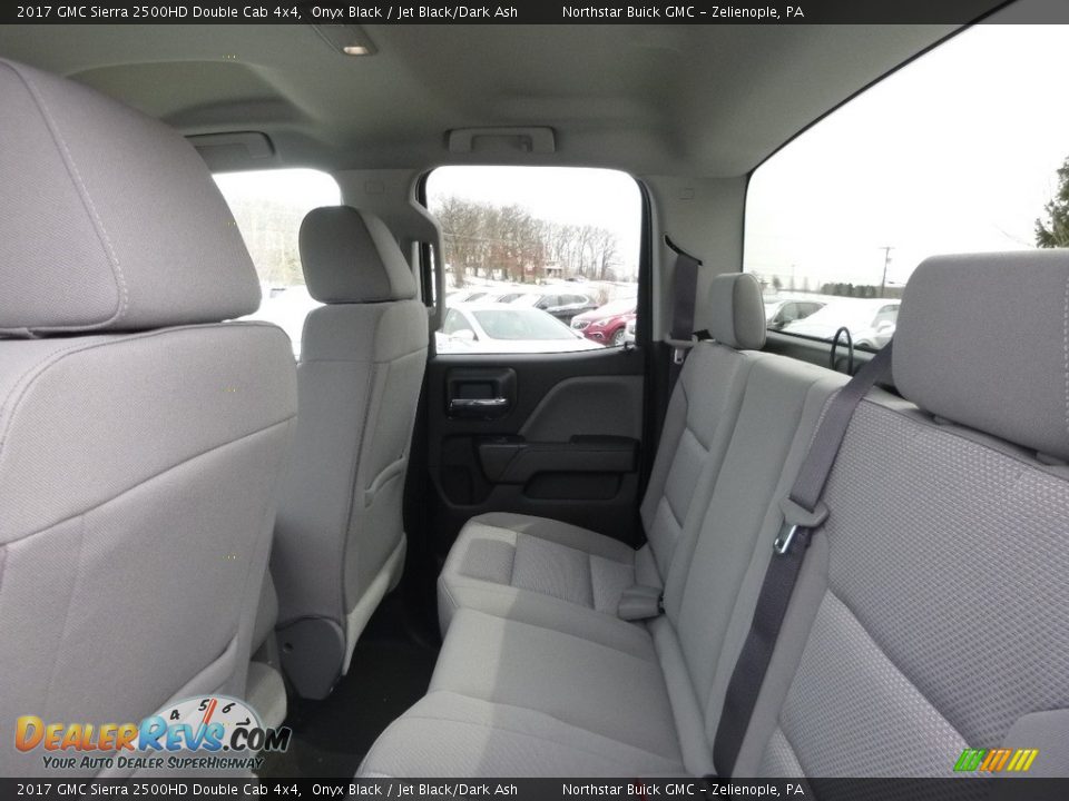 Rear Seat of 2017 GMC Sierra 2500HD Double Cab 4x4 Photo #11