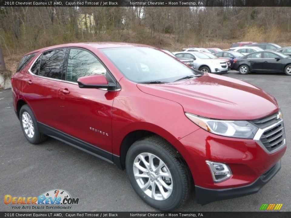 Front 3/4 View of 2018 Chevrolet Equinox LT AWD Photo #7