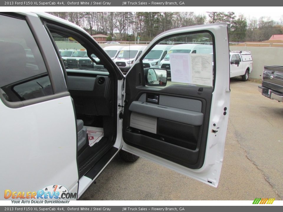 2013 Ford F150 XL SuperCab 4x4 Oxford White / Steel Gray Photo #30