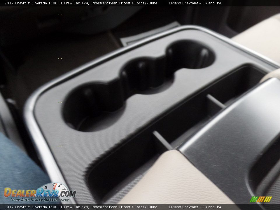 2017 Chevrolet Silverado 1500 LT Crew Cab 4x4 Iridescent Pearl Tricoat / Cocoa/­Dune Photo #36