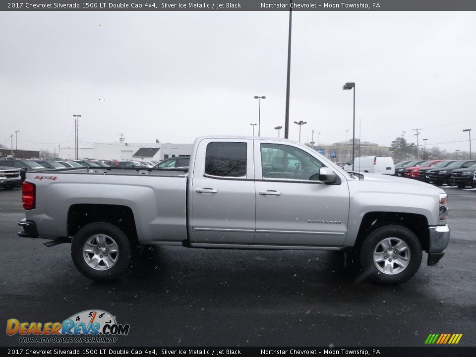 2017 Chevrolet Silverado 1500 LT Double Cab 4x4 Silver Ice Metallic / Jet Black Photo #4