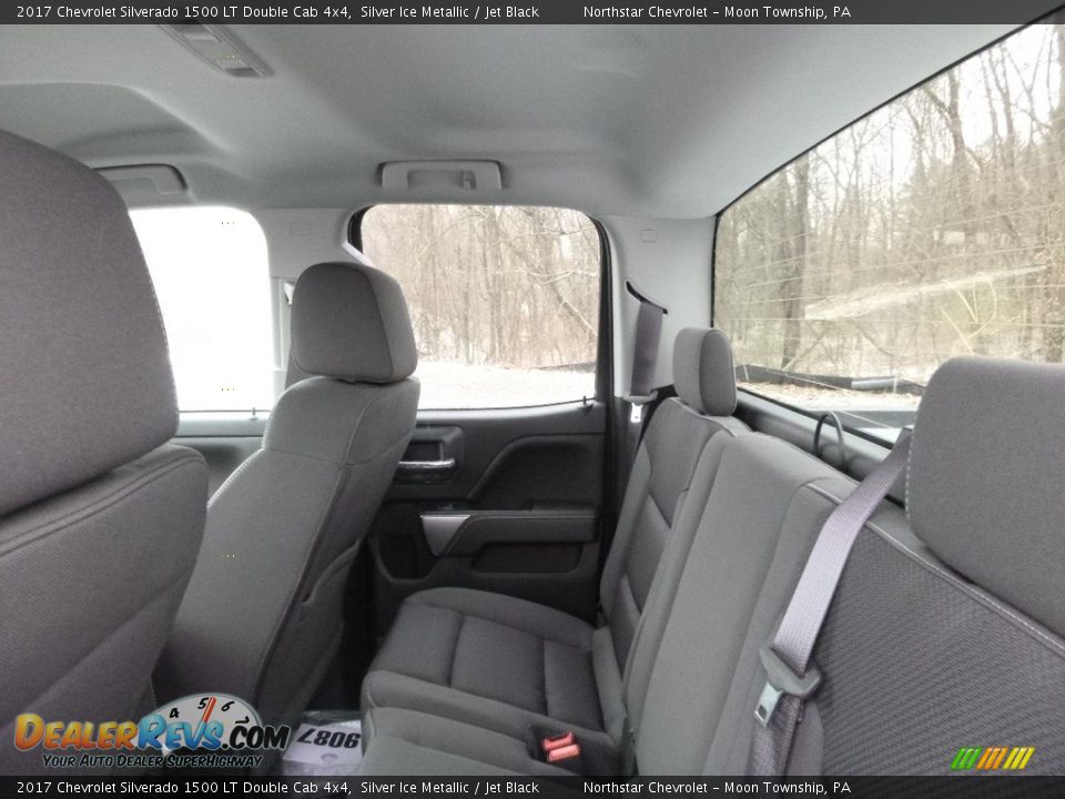 2017 Chevrolet Silverado 1500 LT Double Cab 4x4 Silver Ice Metallic / Jet Black Photo #11