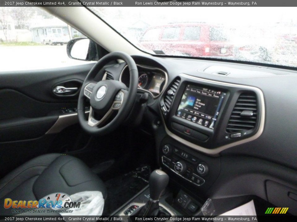 2017 Jeep Cherokee Limited 4x4 Granite Crystal Metallic / Black Photo #10