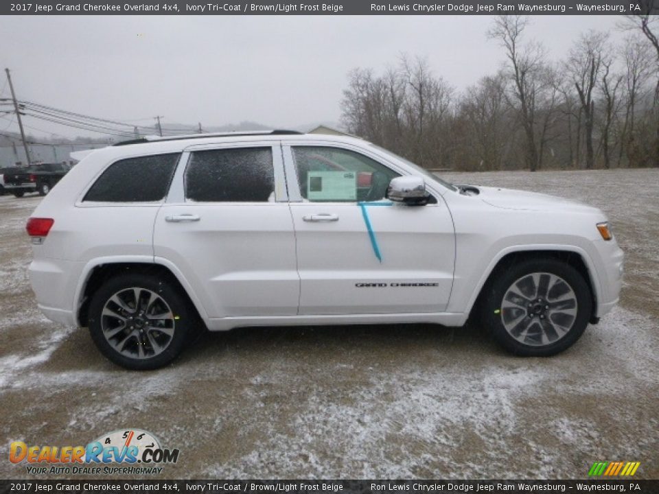 2017 Jeep Grand Cherokee Overland 4x4 Ivory Tri-Coat / Brown/Light Frost Beige Photo #7