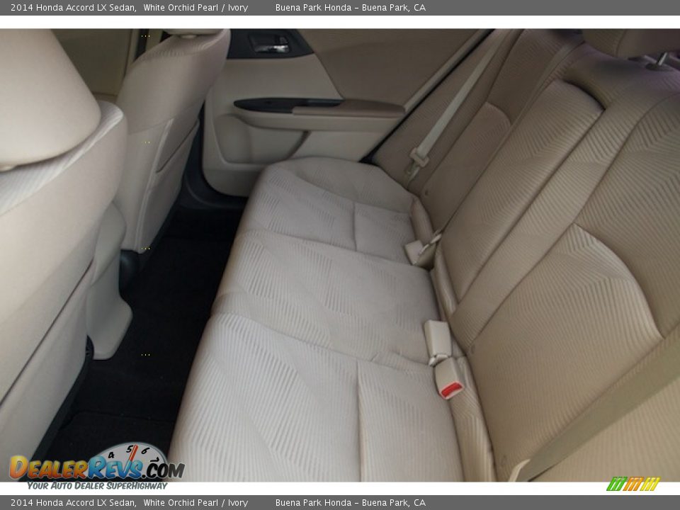 2014 Honda Accord LX Sedan White Orchid Pearl / Ivory Photo #4