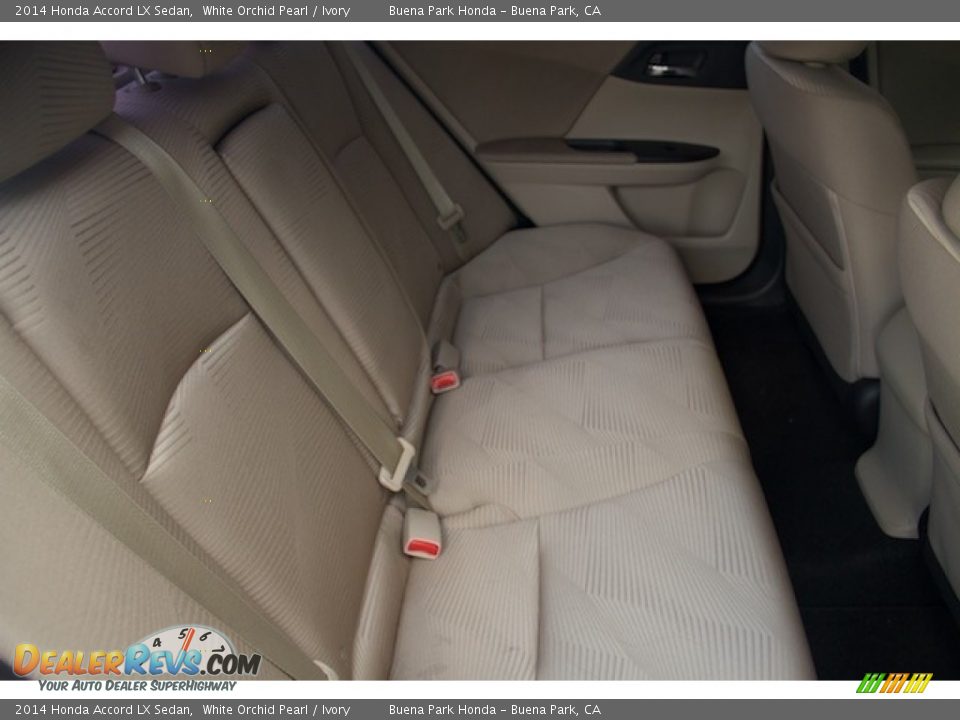 2014 Honda Accord LX Sedan White Orchid Pearl / Ivory Photo #14