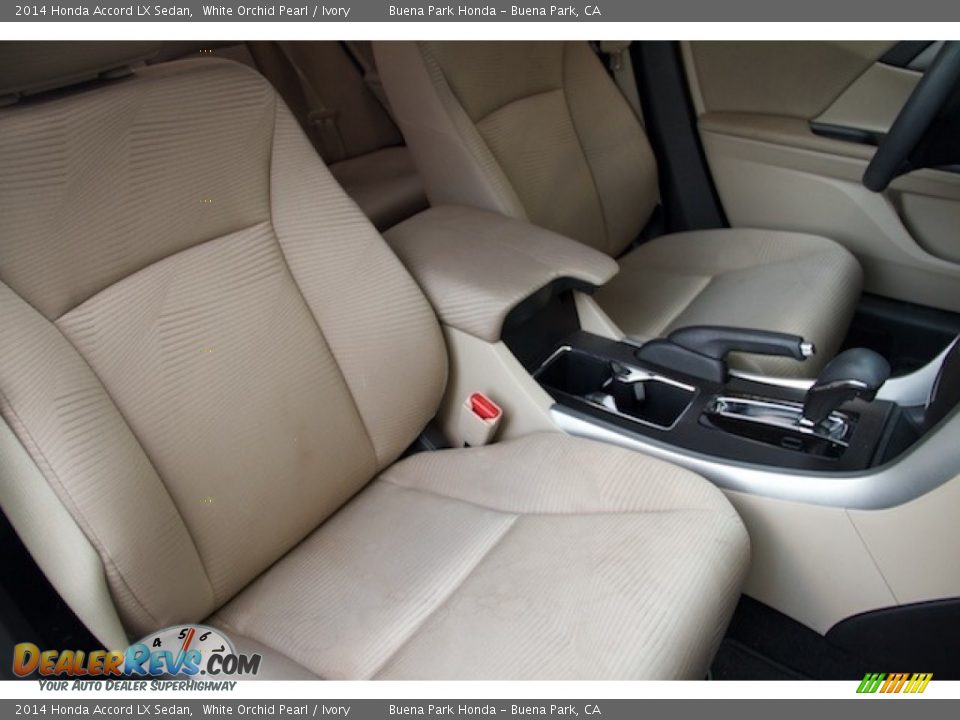 2014 Honda Accord LX Sedan White Orchid Pearl / Ivory Photo #17