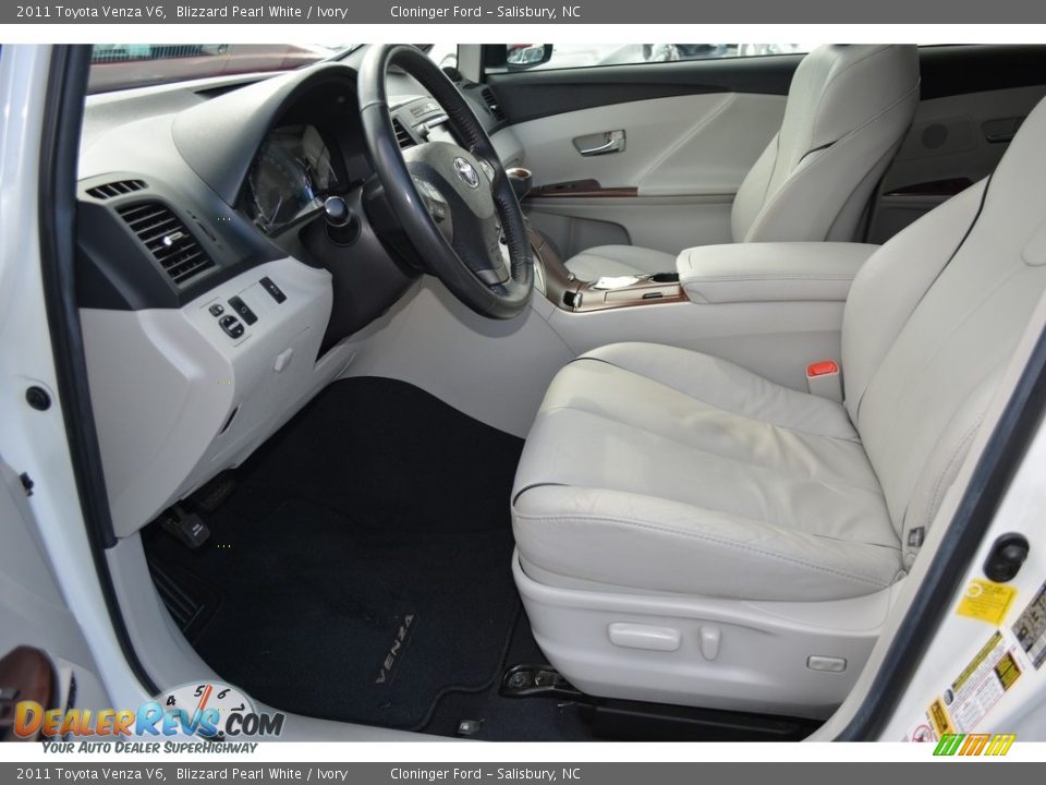 2011 Toyota Venza V6 Blizzard Pearl White / Ivory Photo #10