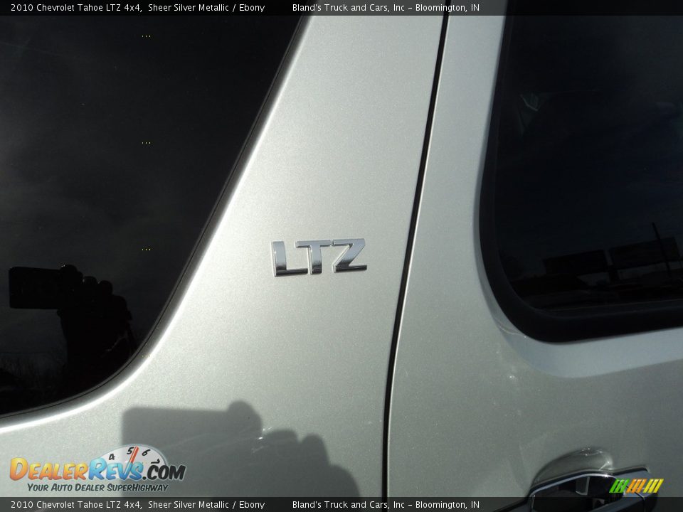 2010 Chevrolet Tahoe LTZ 4x4 Sheer Silver Metallic / Ebony Photo #32