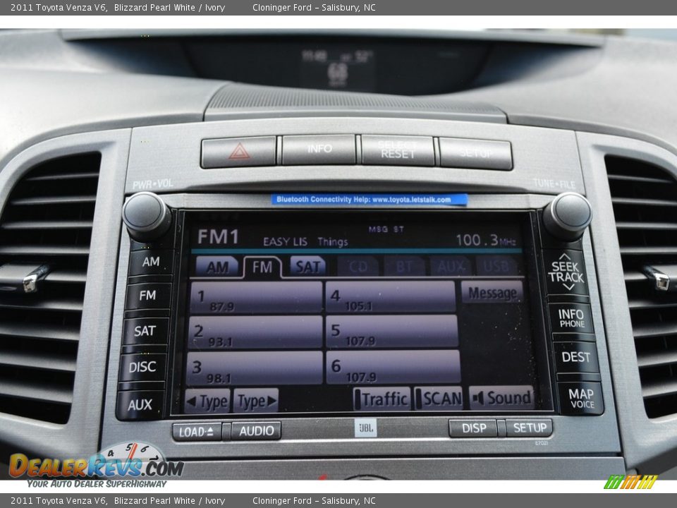 2011 Toyota Venza V6 Blizzard Pearl White / Ivory Photo #18