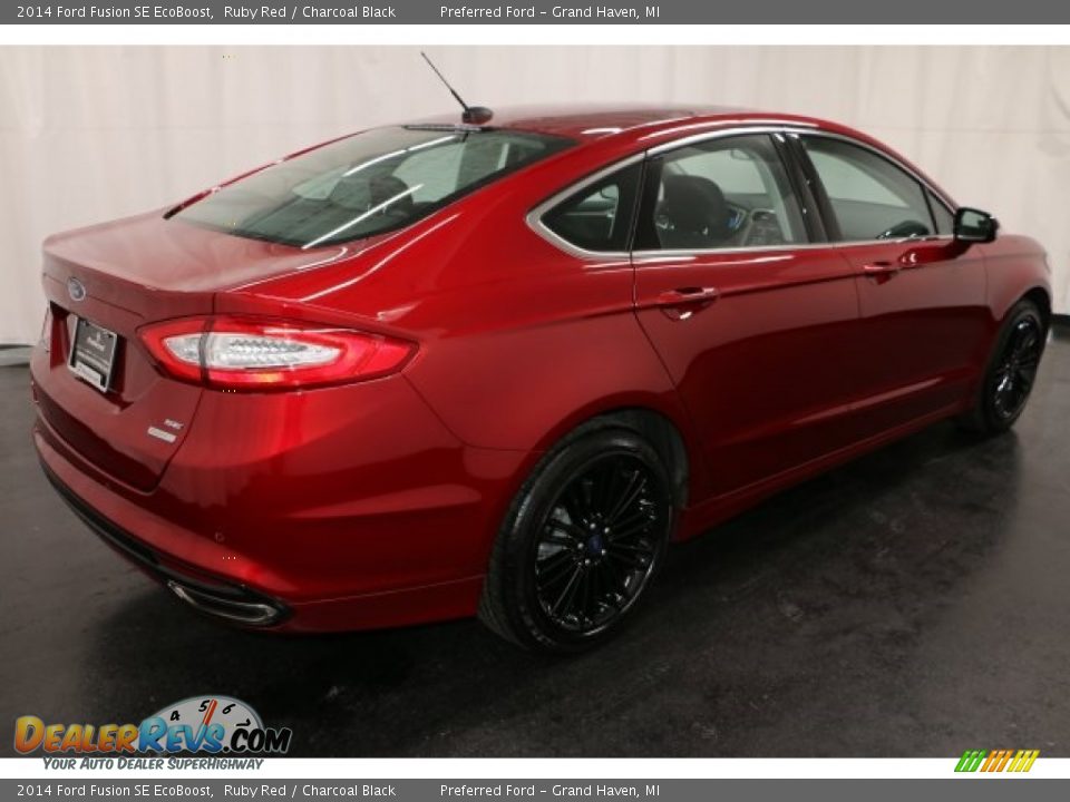 2014 Ford Fusion SE EcoBoost Ruby Red / Charcoal Black Photo #30
