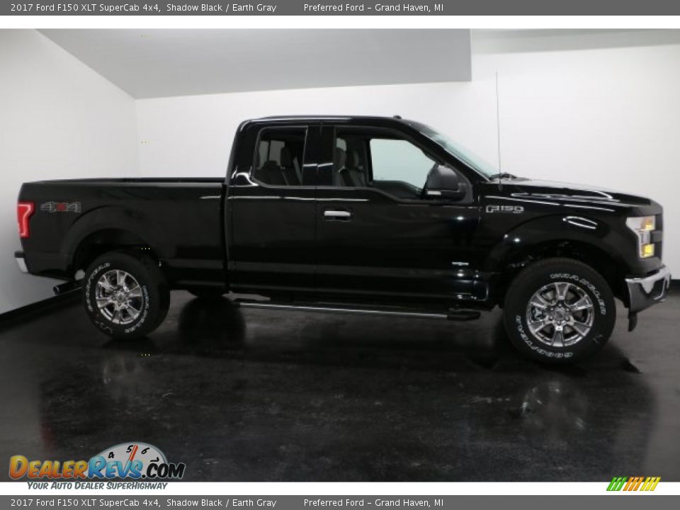 2017 Ford F150 XLT SuperCab 4x4 Shadow Black / Earth Gray Photo #1