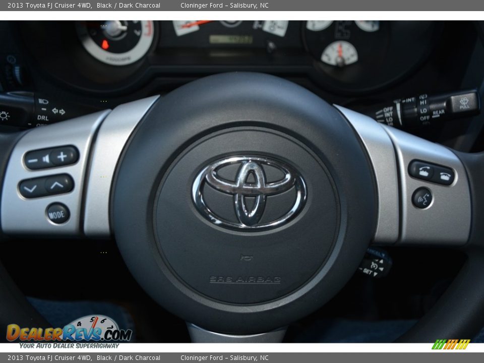 2013 Toyota FJ Cruiser 4WD Black / Dark Charcoal Photo #20