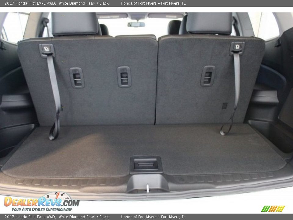 2017 Honda Pilot EX-L AWD White Diamond Pearl / Black Photo #30
