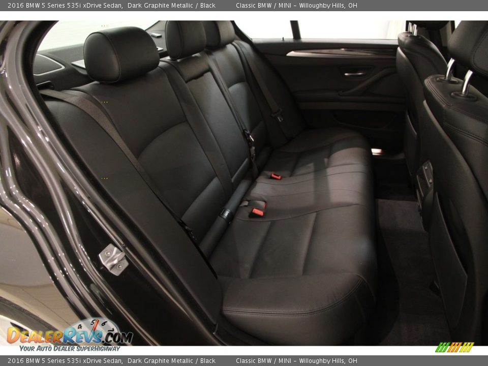 2016 BMW 5 Series 535i xDrive Sedan Dark Graphite Metallic / Black Photo #21
