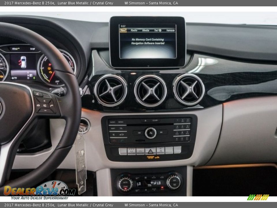 Controls of 2017 Mercedes-Benz B 250e Photo #7