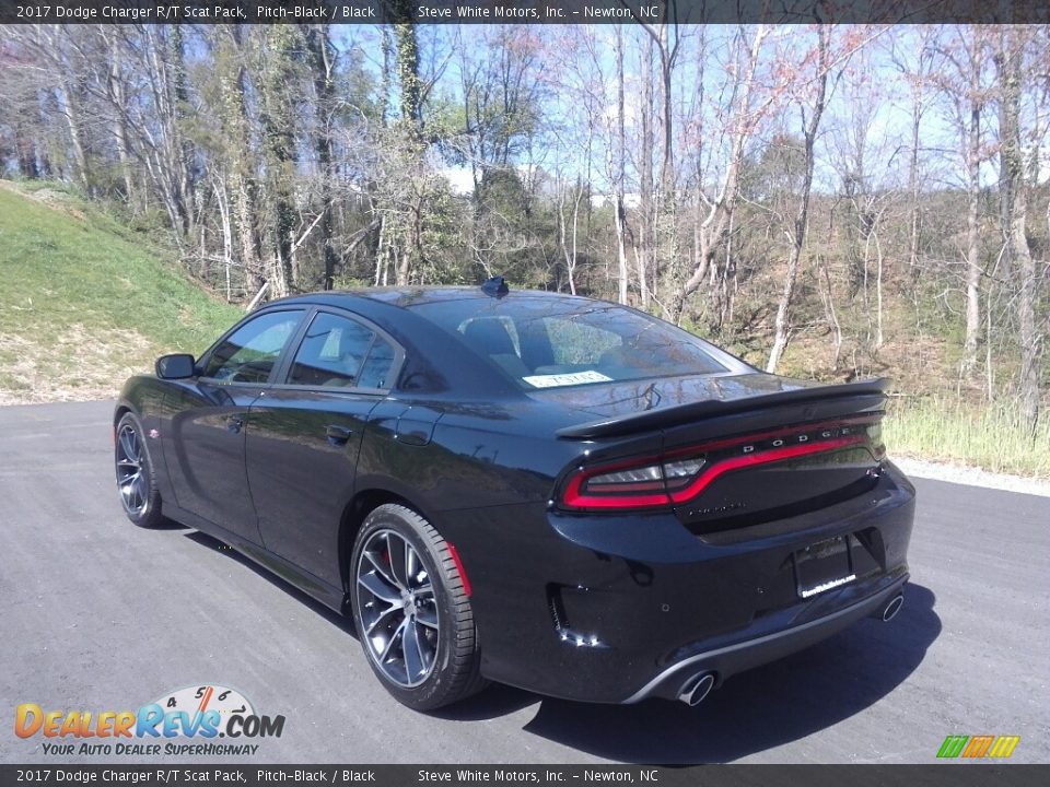 2017 Dodge Charger R/T Scat Pack Pitch-Black / Black Photo #8