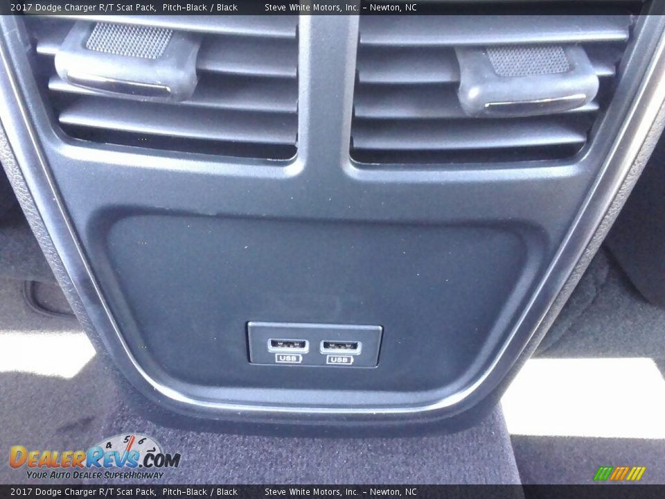 2017 Dodge Charger R/T Scat Pack Pitch-Black / Black Photo #22