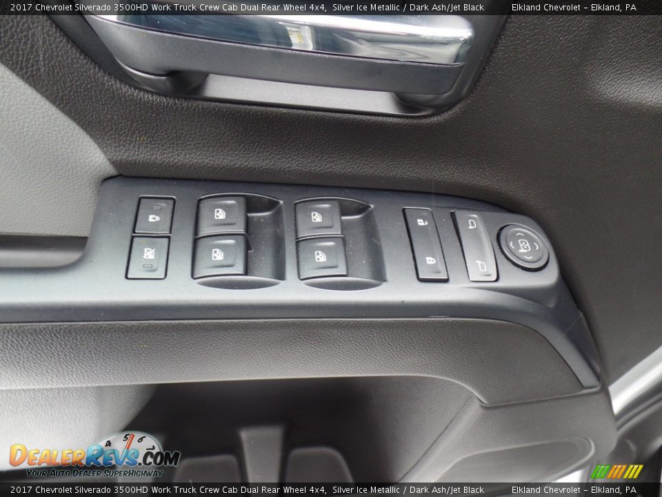 2017 Chevrolet Silverado 3500HD Work Truck Crew Cab Dual Rear Wheel 4x4 Silver Ice Metallic / Dark Ash/Jet Black Photo #17